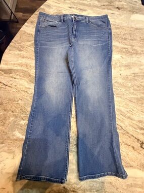 Time and Tru Jeans Womens 24 Bootcut Light Wash Plus Size Stretch Denim